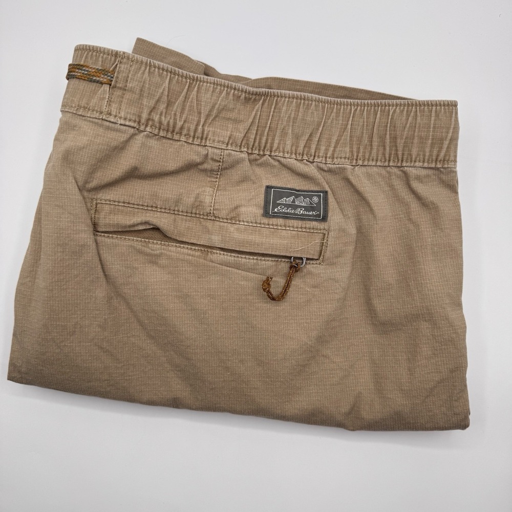 Eddie Bauer‎ Men Top Out Ripstop Shorts 2XL NWOT Tan Hiking Outdoors Performance